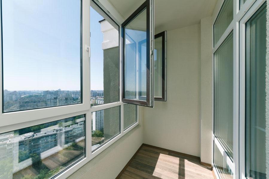 Видовая На 25 Этаже Kiew Exterior foto