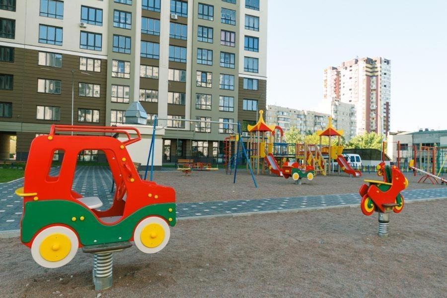 Видовая На 25 Этаже Kiew Exterior foto